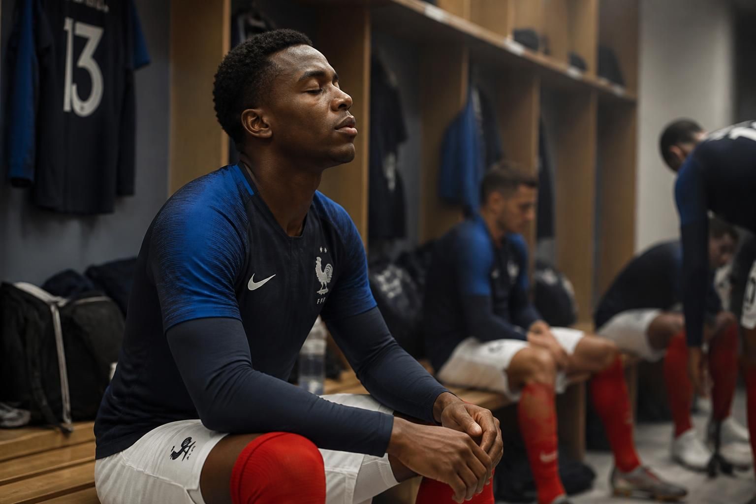 découvrez l'importance de la préparation mentale dans l'amélioration des performances au football et comment elle influence la concentration, la gestion du stress et la confiance des joueurs.
